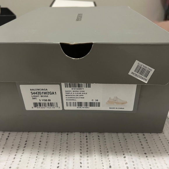 Authentic balenciaga triple S - Picture 2 of 2
